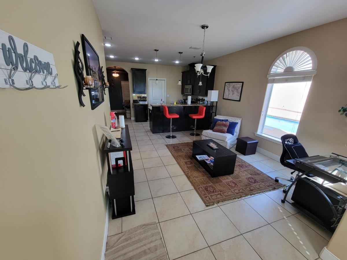 Modern, Private, Smart 4 Bedroom Condo In Desirable Location In Mcallen With Pool! Extérieur photo