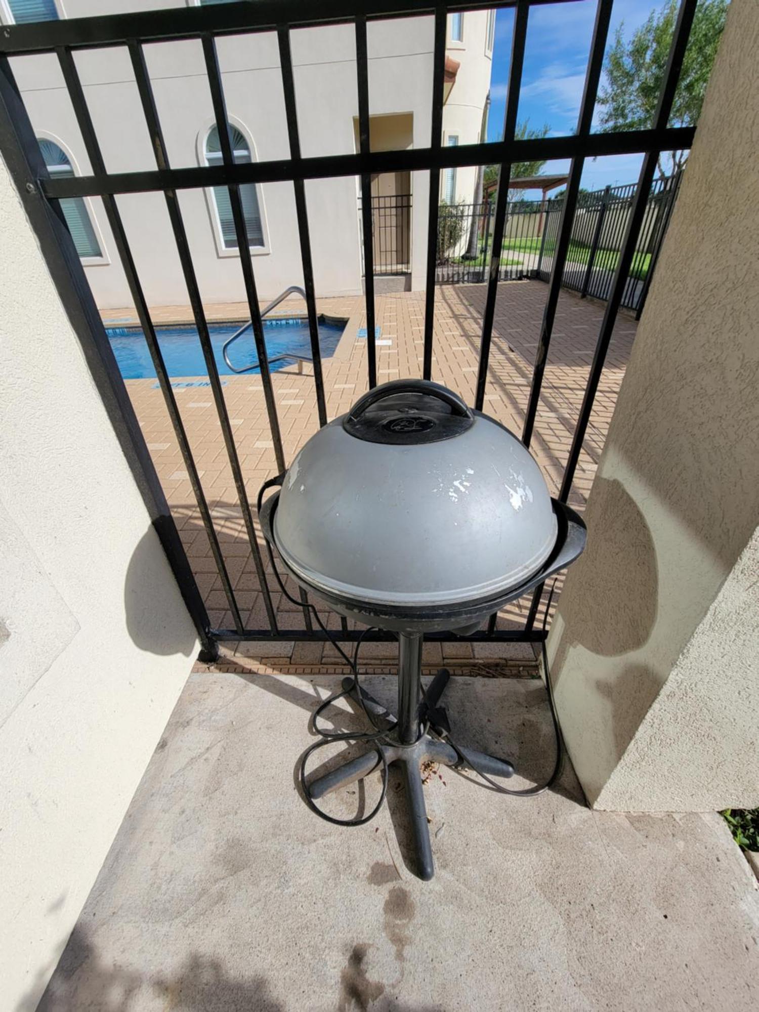 Modern, Private, Smart 4 Bedroom Condo In Desirable Location In Mcallen With Pool! Extérieur photo